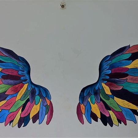 מדגאון Monkey Mind Hostel מראה חיצוני תמונה