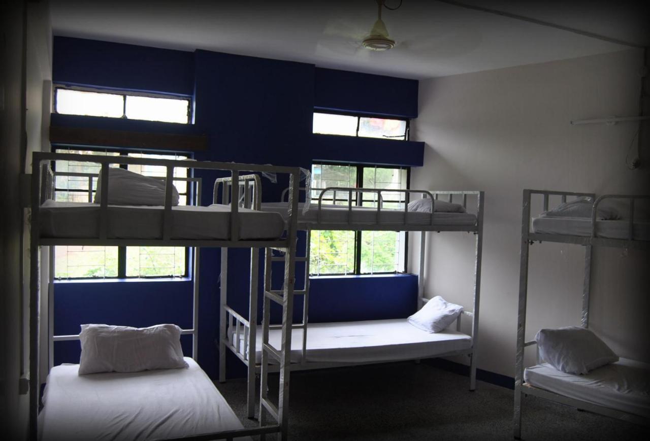 מדגאון Monkey Mind Hostel מראה חיצוני תמונה