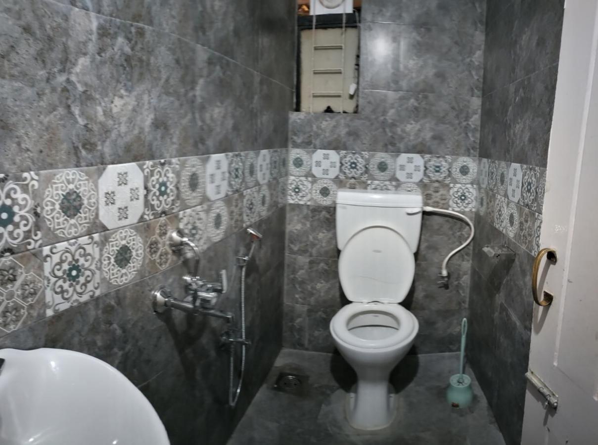 מדגאון Monkey Mind Hostel מראה חיצוני תמונה